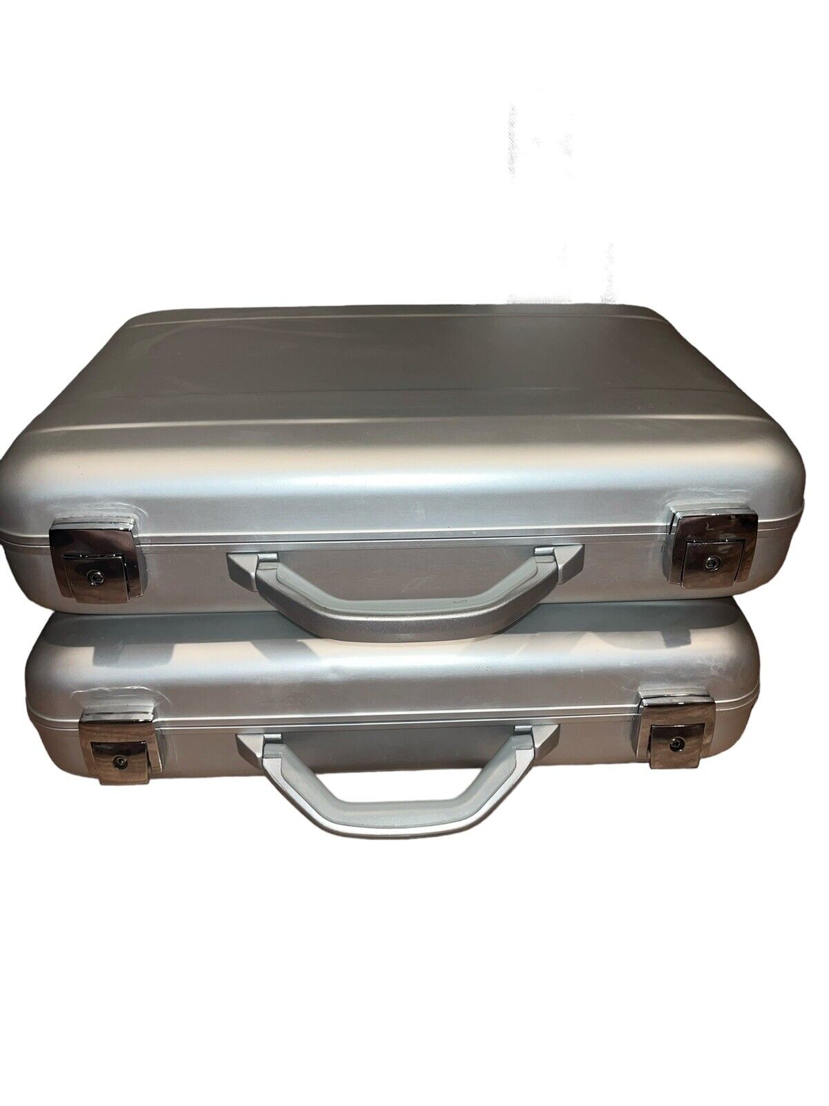 Set Of Two T.Z Case International Slimline Molded Aluminum Attache Case Silver