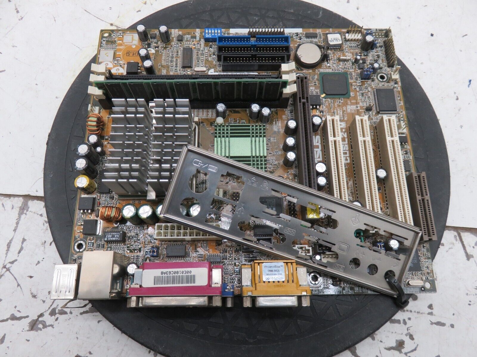 Asus CUSL2 -M mATX Motherboard w/ Intel Pentium 3 466E 256MB Ram