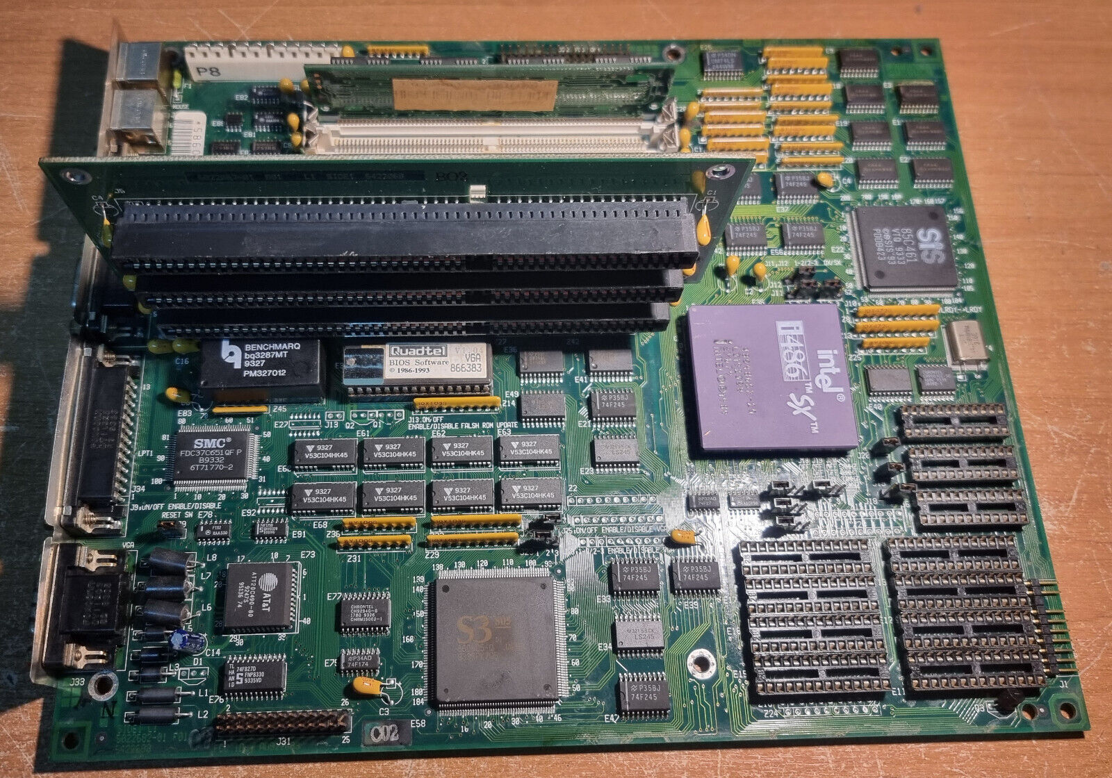 486 Digital DECpc LPv 486SX motherboard + 486SX 25MHz + 4MB Ram