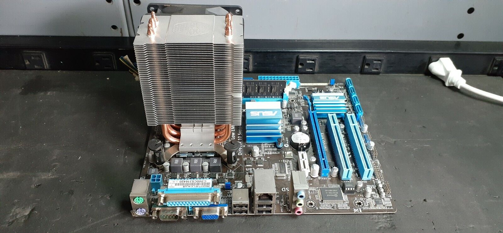 ASUS Motherboard P5G41T-M LX REV 1.02 cpu and ram included