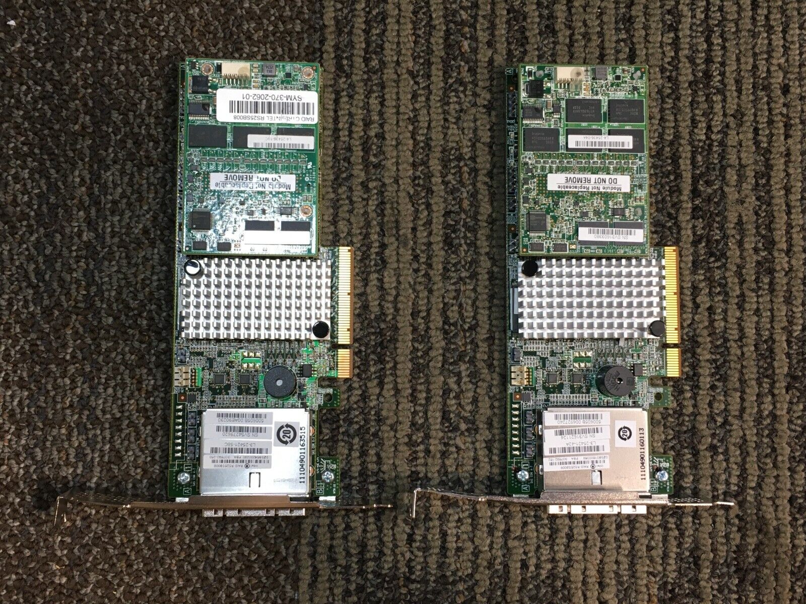 SET OF 2 Intel RS25SB008 6Gb/s PCI-E SAS 1GB Controllers RAID Cards