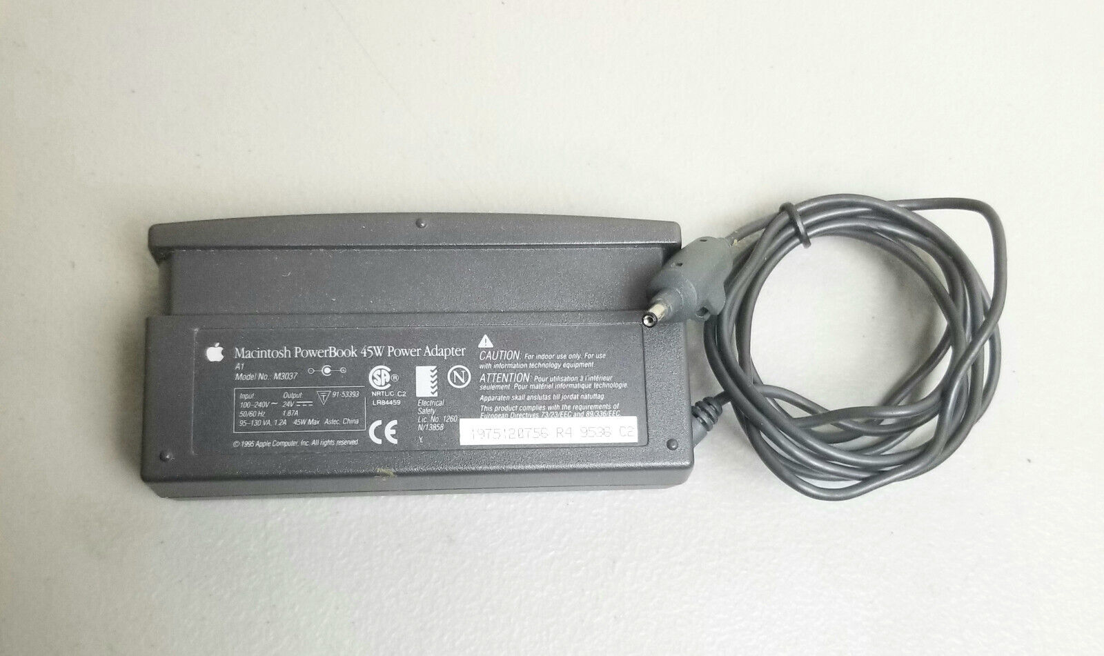 Apple M3037 Power Supply Charger for vintage PowerBook - 24v 45W