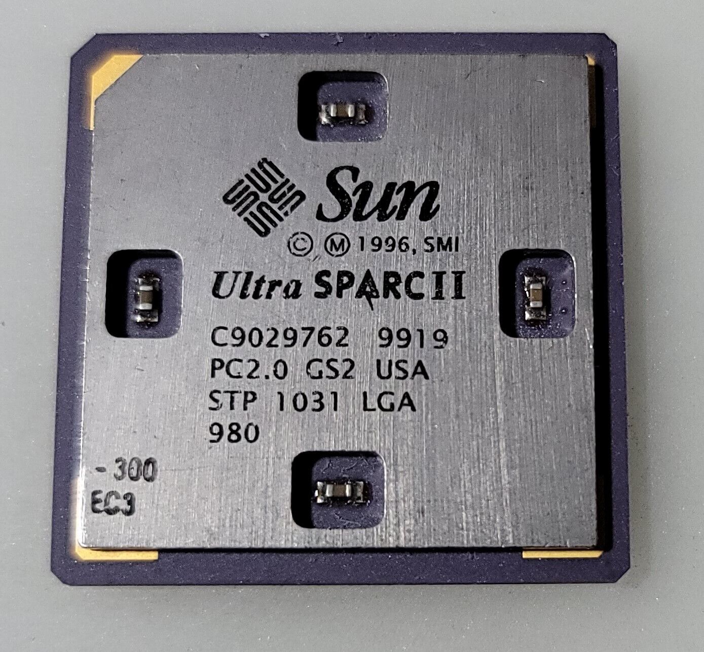 Rare Vintage Sun Ultra Sparc II STP1031 LGA Ceramic Processor Gold/Collection