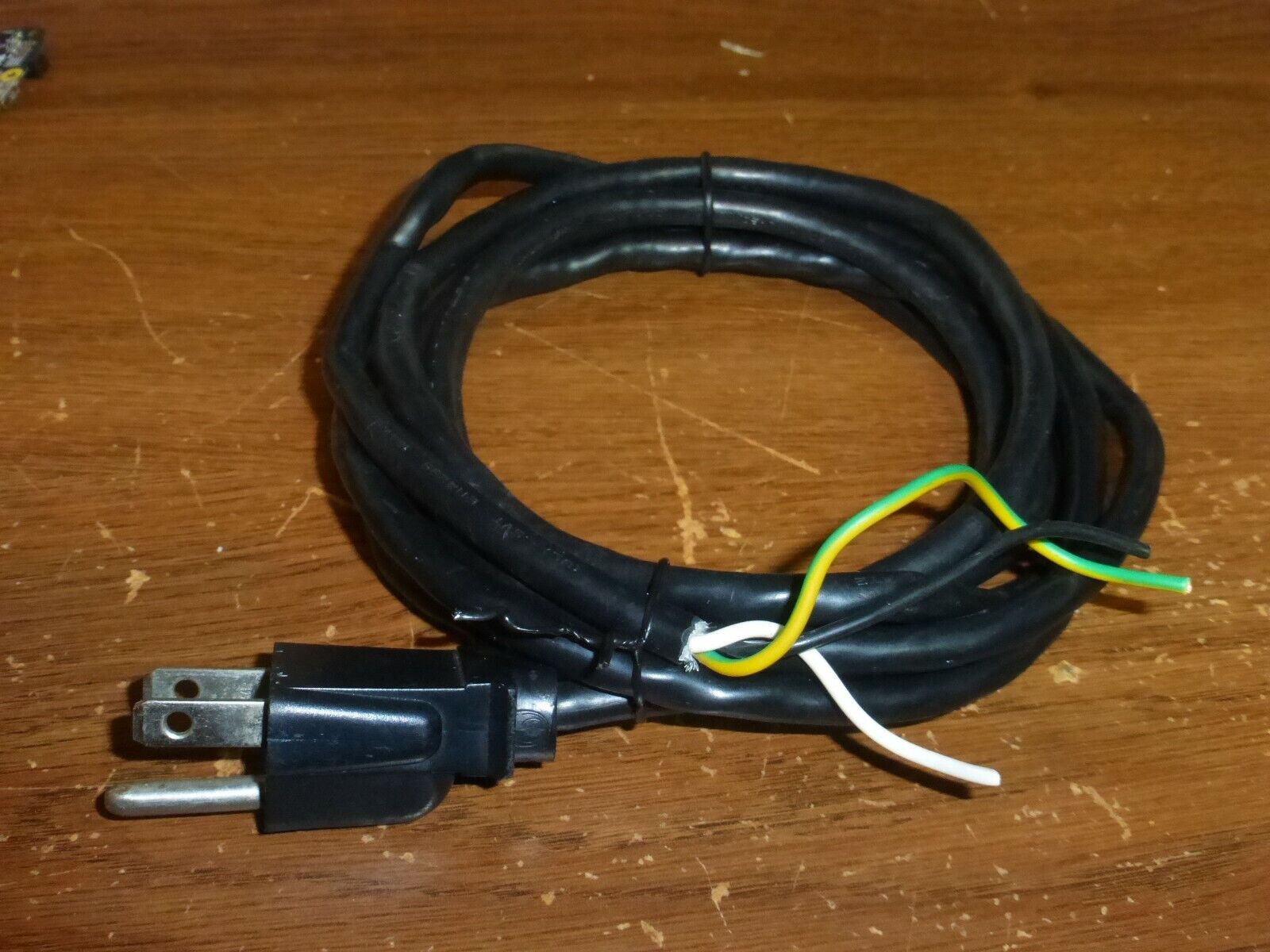 Sharper Image Ionic Breeze Power Cord Assembly for GP SI730 Air Purifier & Other