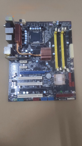 1pc  used     Asus  P5K-E motherboard P45