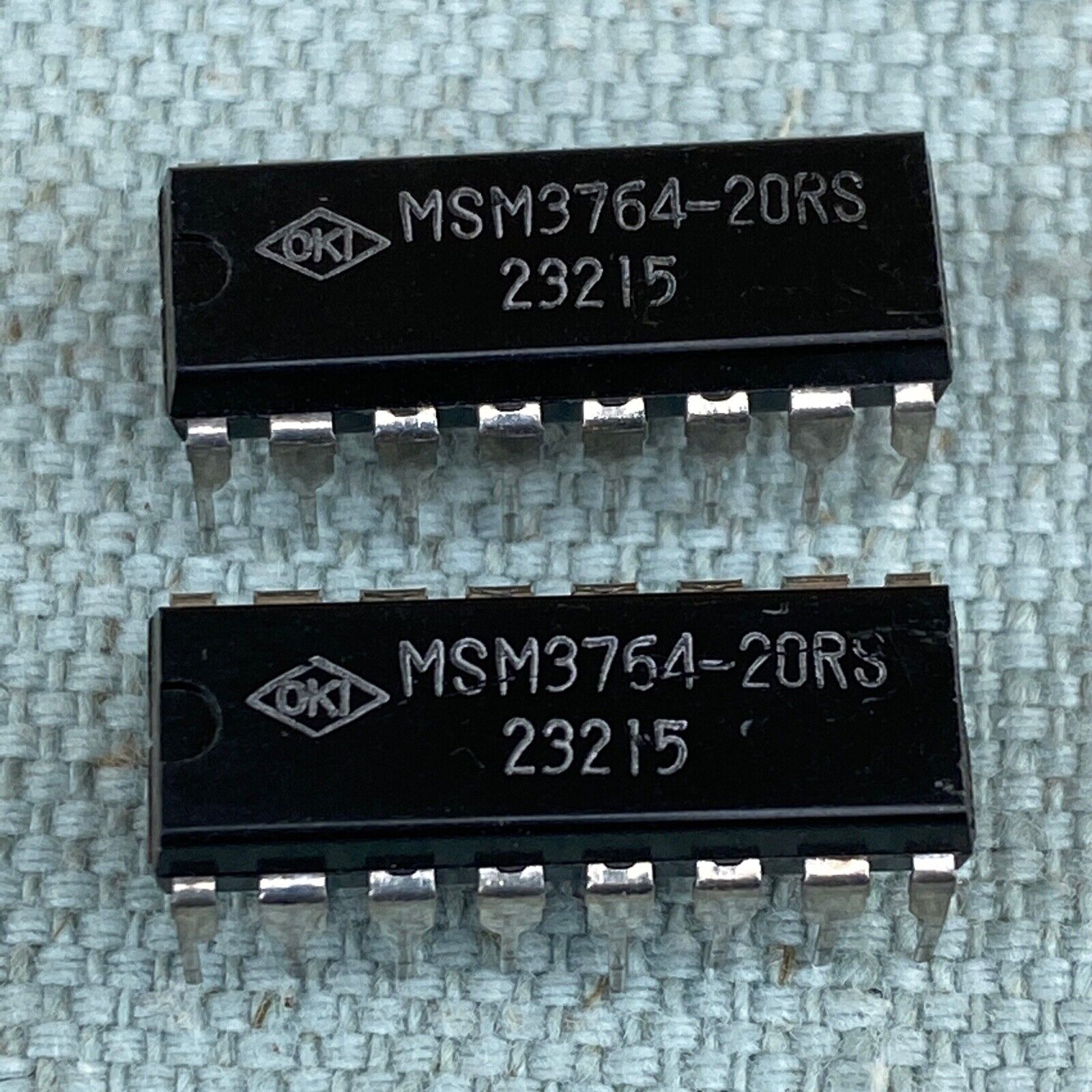 OKI MSM37S64A-20RS DRAM Computer Board IC Chip 16 Pin MOS DIP Lot 4 Vintage 