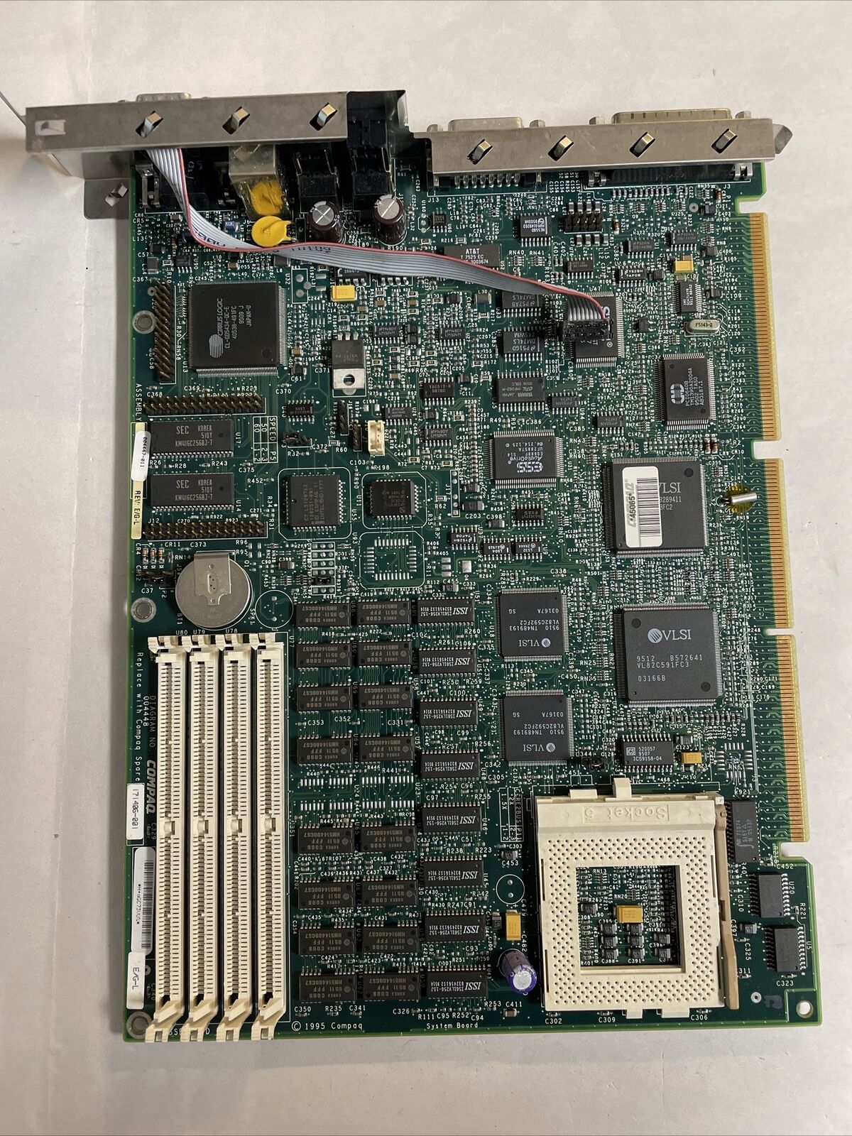 Vintage Main System Motherboard VLSI SuperCore 590 Compaq 004448 Chipset @MB68