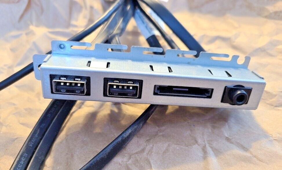 HP P/N:809379-001 P/N: 9031-0100066RII for HP Pavilion USB SD HUB w/ cables