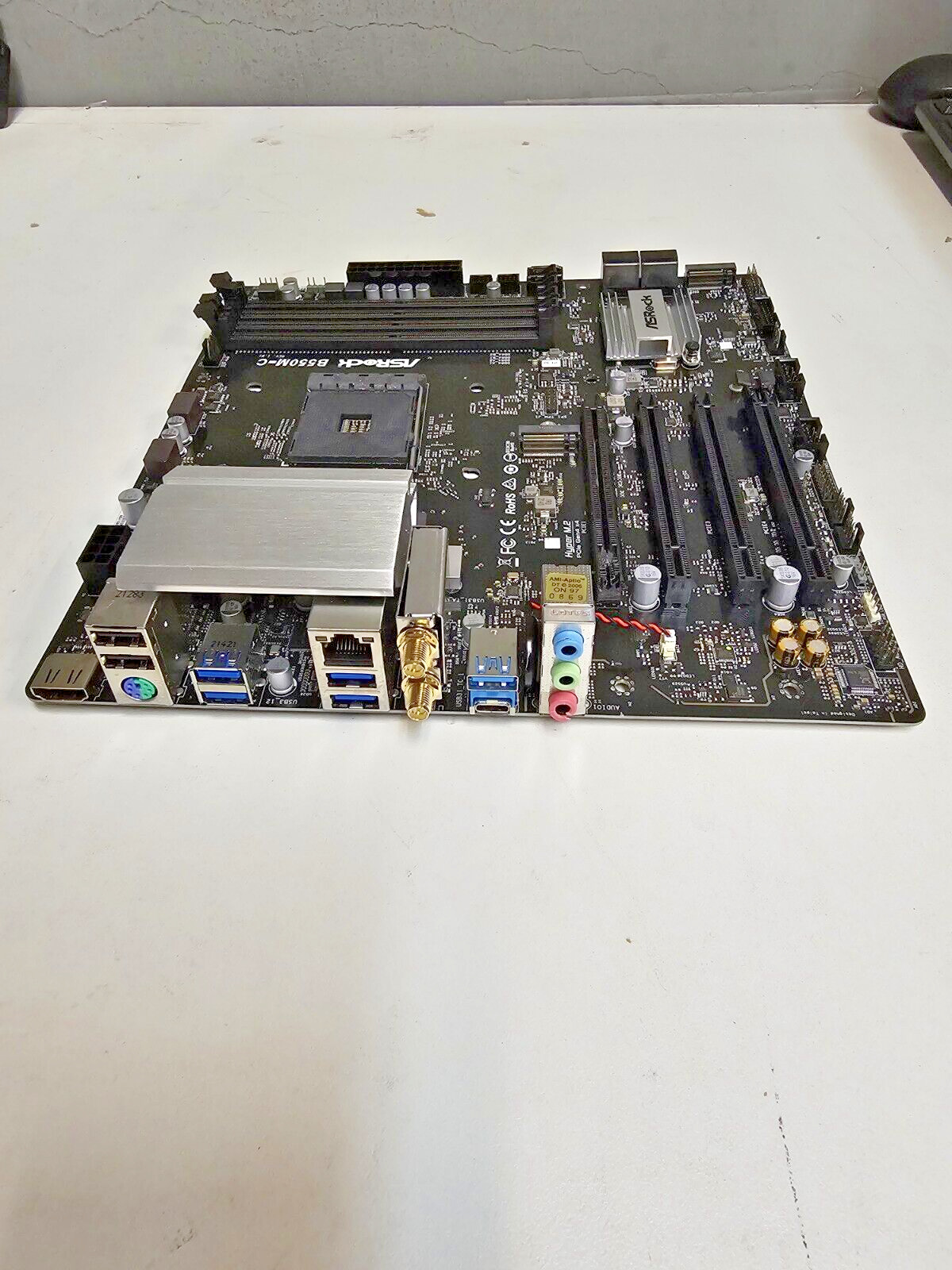 Asrock B550M-C AM4 Micro ATX WiFi Motherboard [FOR PARTS]