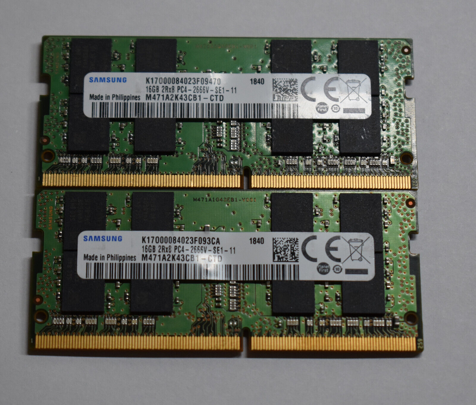 SAMSUNG 32GB (16GB x 2) DDR4 PC4-2666V SODIMM Laptop RAM Memory M471A2K43CB1