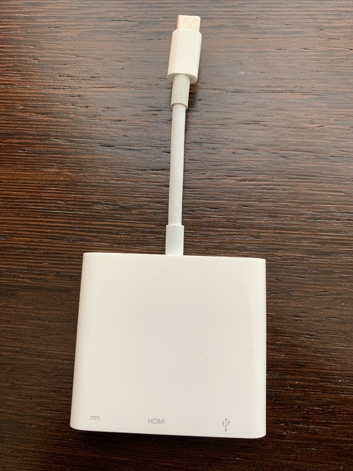 Genuine Apple OEM USB-C digital AV multiport adapter A1621 HDMI USB