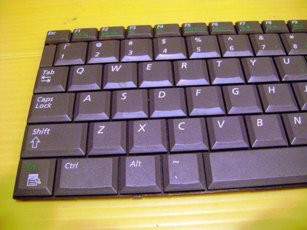 Gateway Solo 3450 Laptop Genuine Keyboard