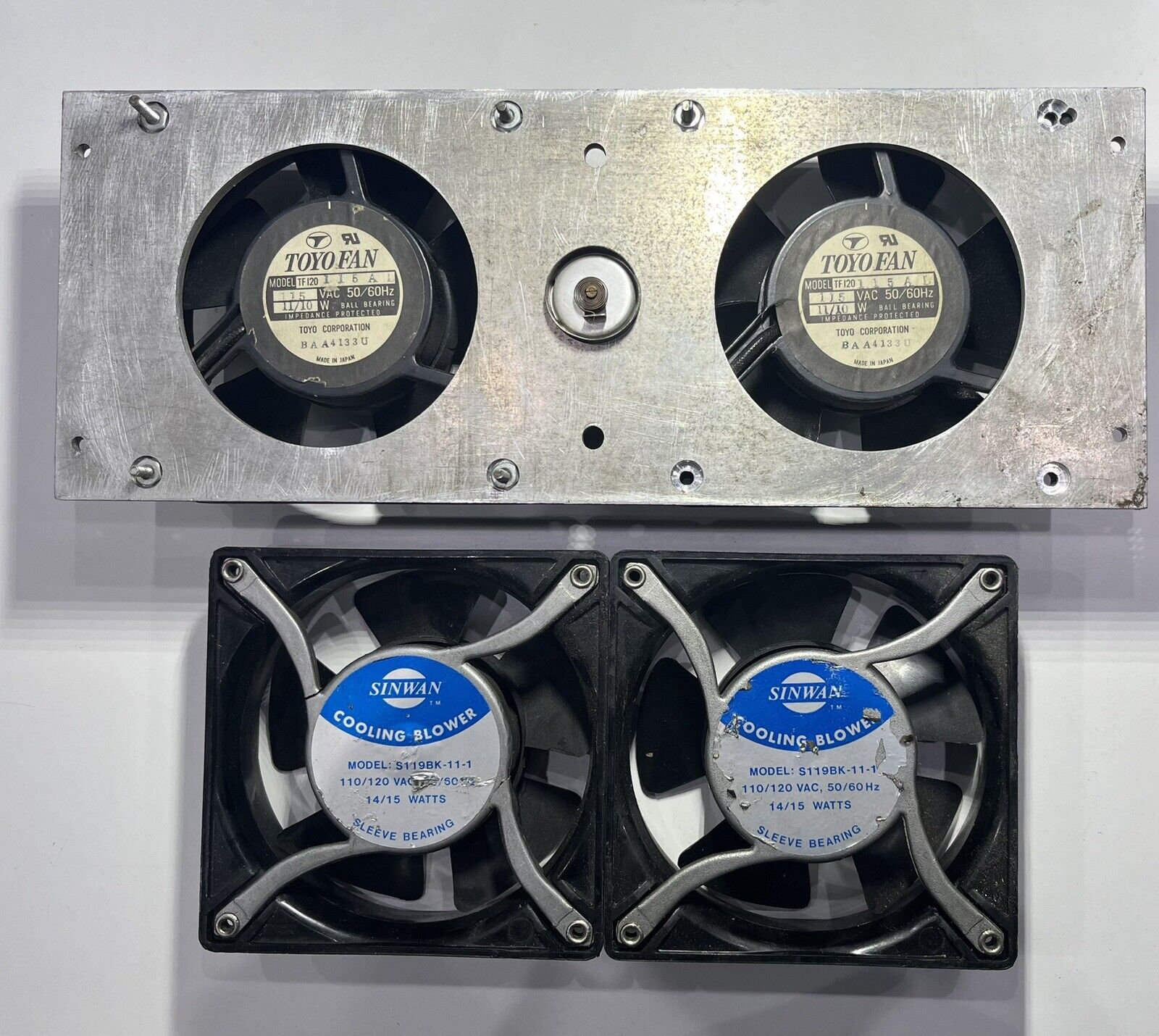 Toyo Fan Sinwan Computer Blower Cooling Fan Panel Exhaust Mechanical Cabinet Fan