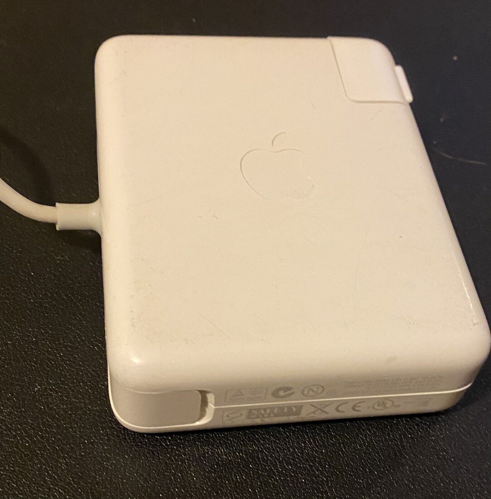 Original Genuine OEM Apple MacBook Pro MagSafe 1 A1172 18.5V 85W Power Adapter