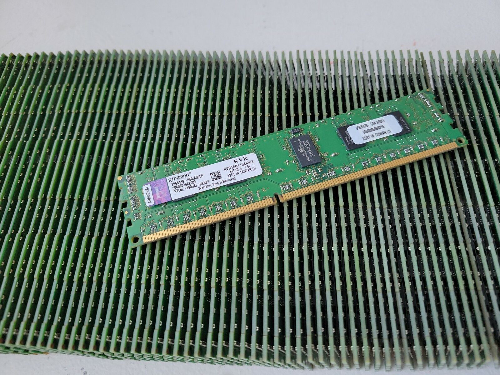 Lot of 84 Kingston 2GB PC3-12800 DDR3 1600 RAM CL11 Reg Server Memory module1.5V