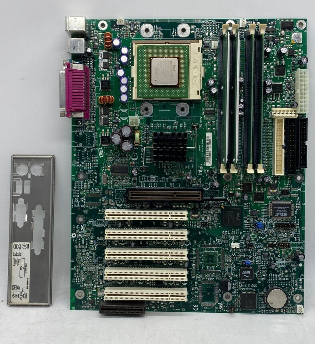 Intel D850GB (A48535-904) Motherboard w/ Pentium 4 Intel (SL4SH) 512MB DDR