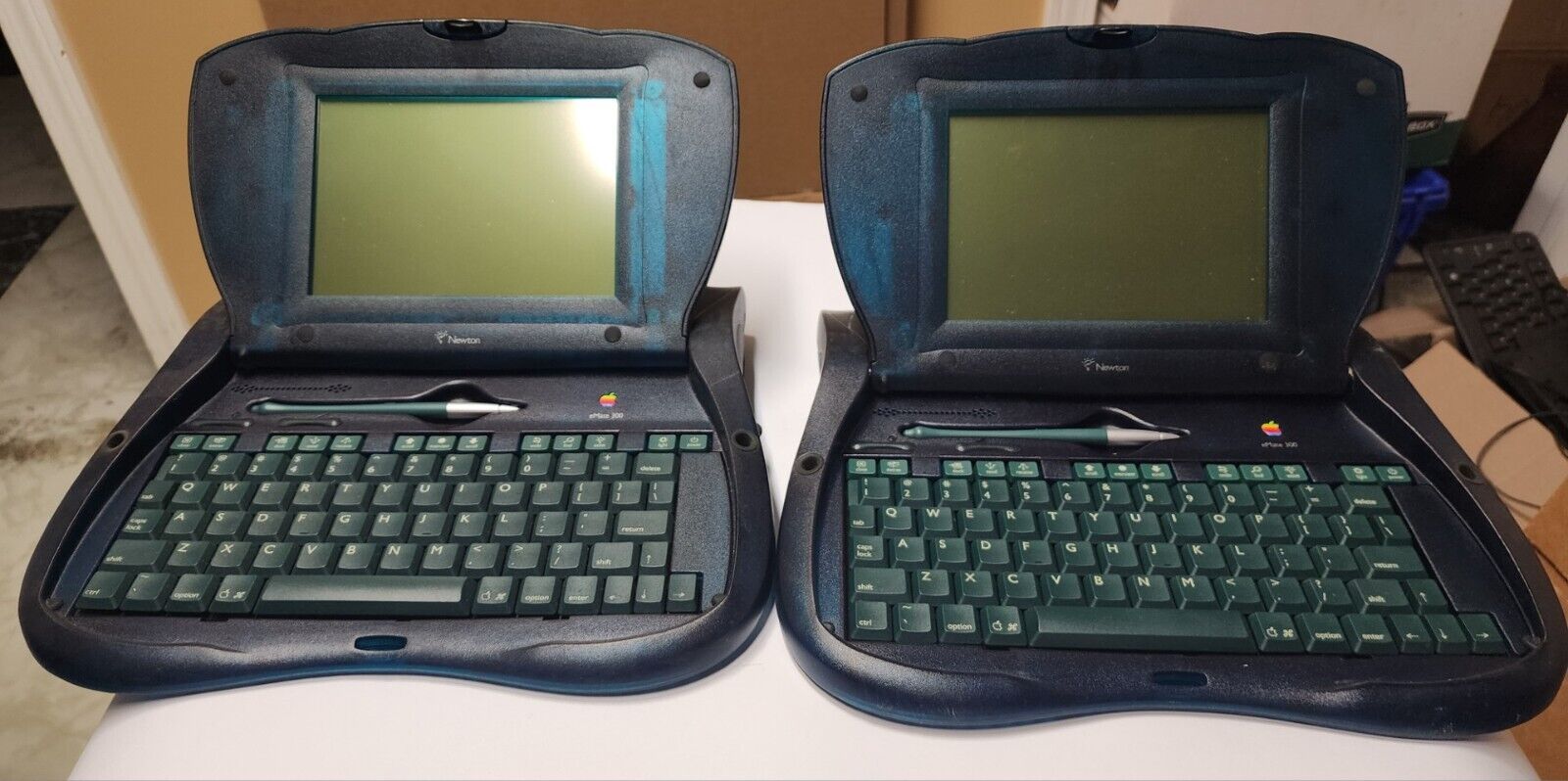 Lot of 2 Vintage Apple Newton eMate 300 Laptop Computer  Model H0208