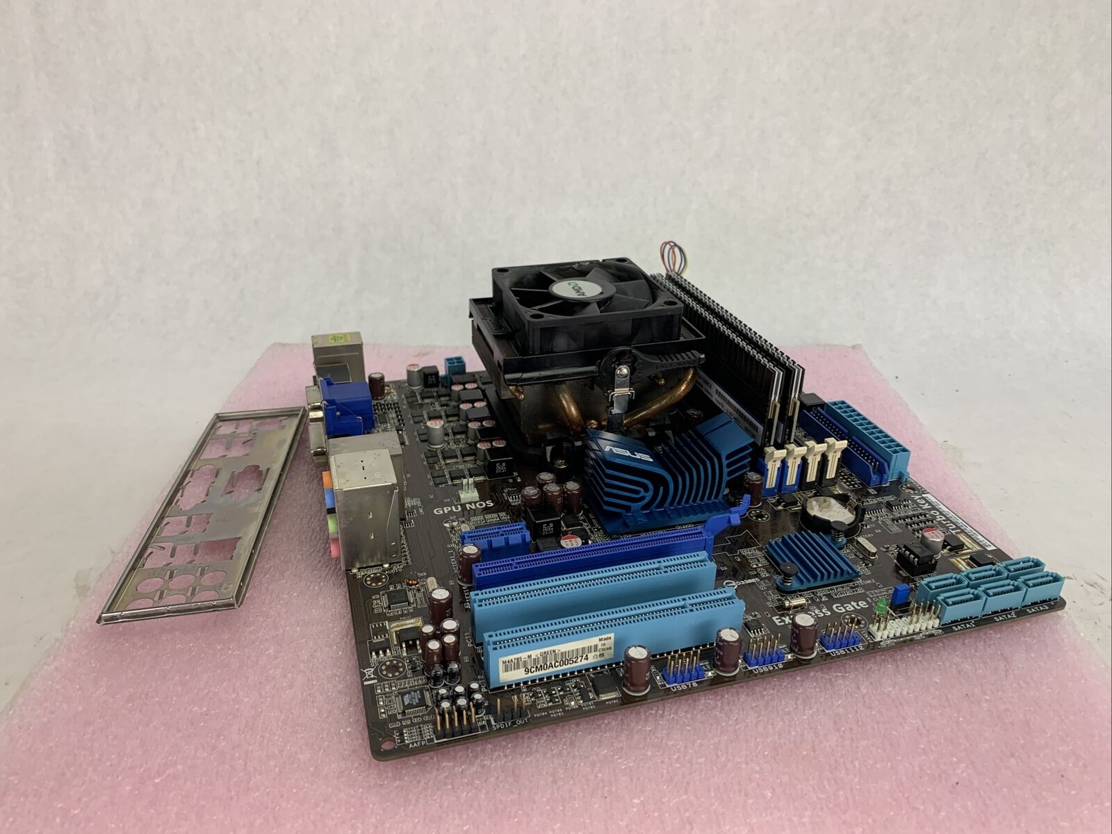 ASUS M4A785-M Motherboard AMD Phenom II x 4 955 3.2GHz 4GB RAM w/Shield
