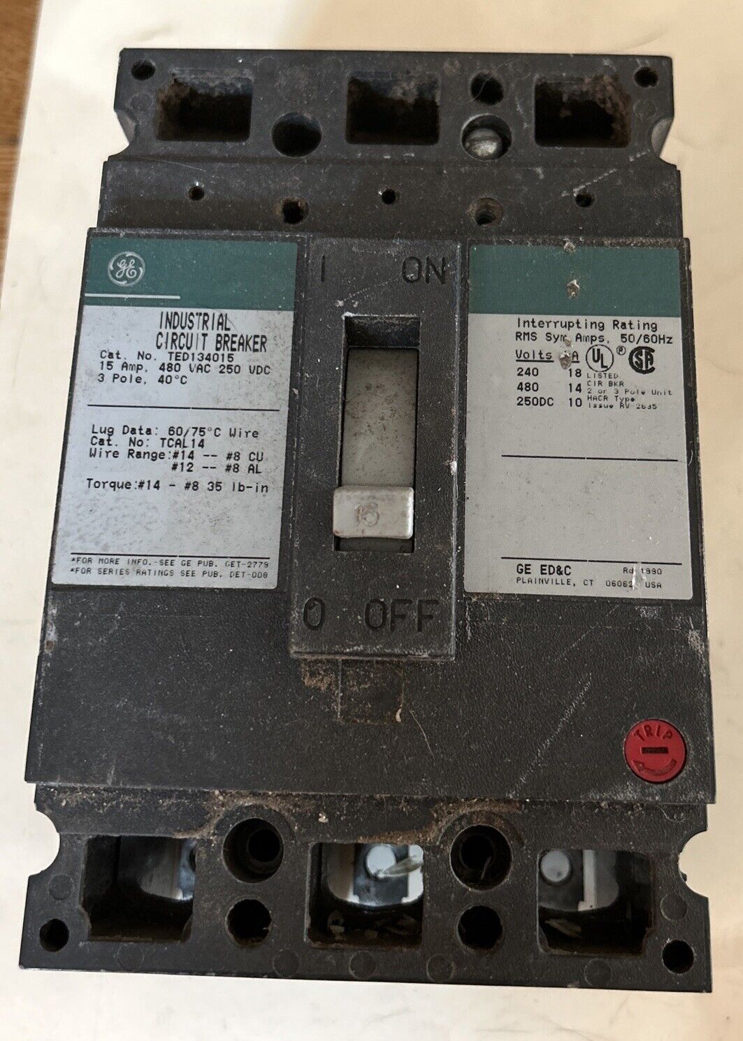 GENERAL ELECTRIC TED134015 INDUSTRIAL CIRCUIT BREAKER 15A 480VAC 250VDC 3POLE.g4
