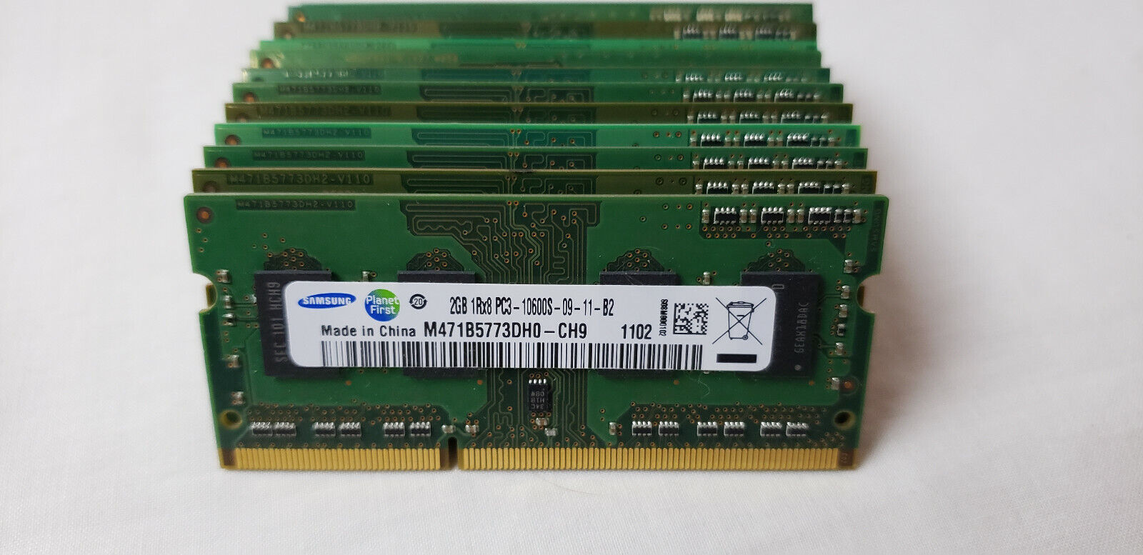 Lot (14) Memory Card 2G 2Rx8 PC3 10600S Samsung M471B5673FH0