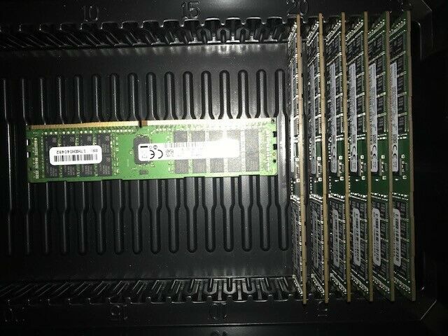 Samsung 32GB 2RX4 PC4-2400T DDR4 ECC Registered Memory M393A4K40BB1-CRC0