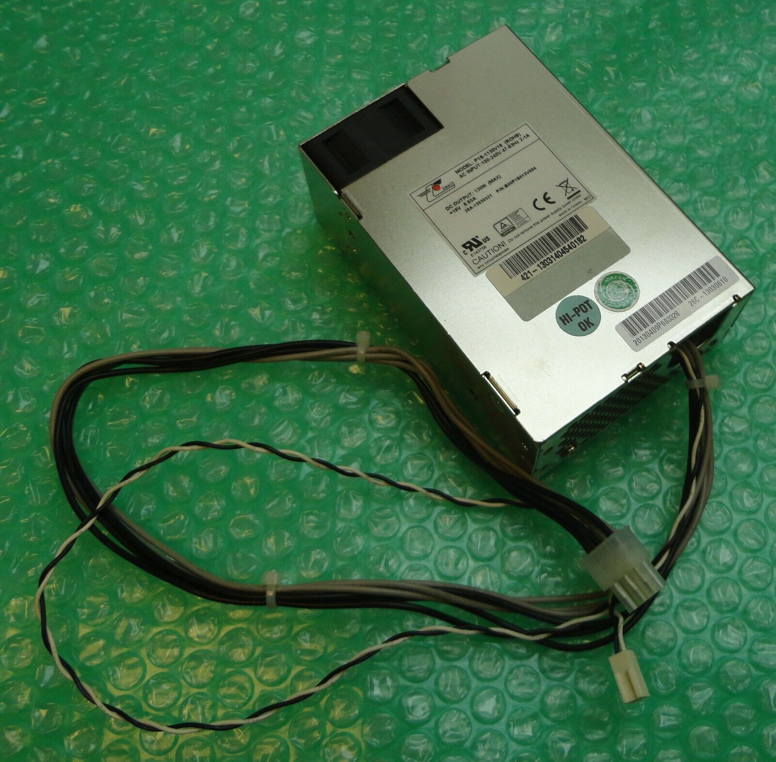Zippy EMACS P1S-1130V19 130W Micro / Mini Power Supply Unit 6-Pin and 2-Pin