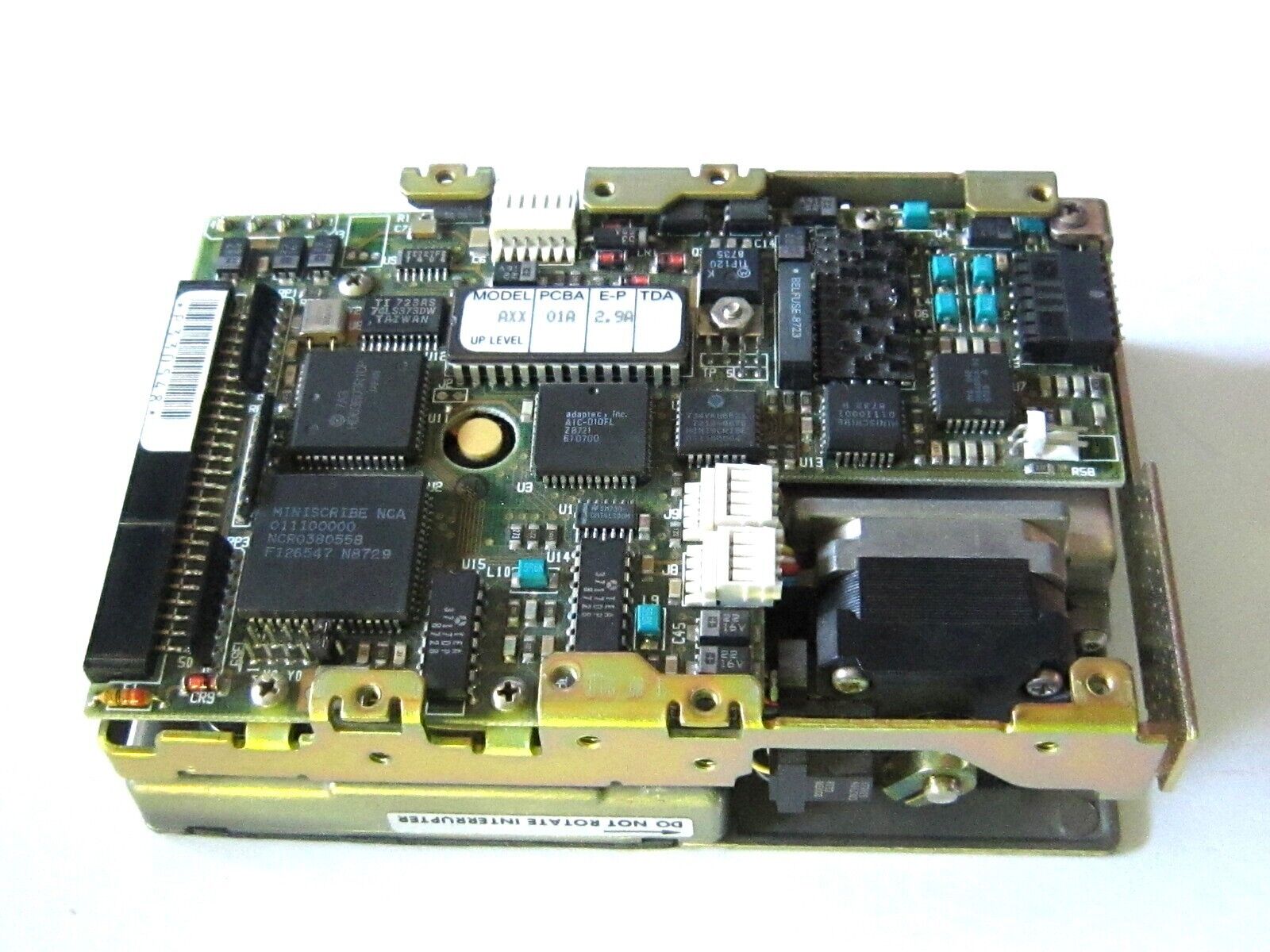 Apple HP DRIVE SCSI MINISCRIBE 8425S/& APPLE/Model AXX PCBA-01A E-P2.9A TDA