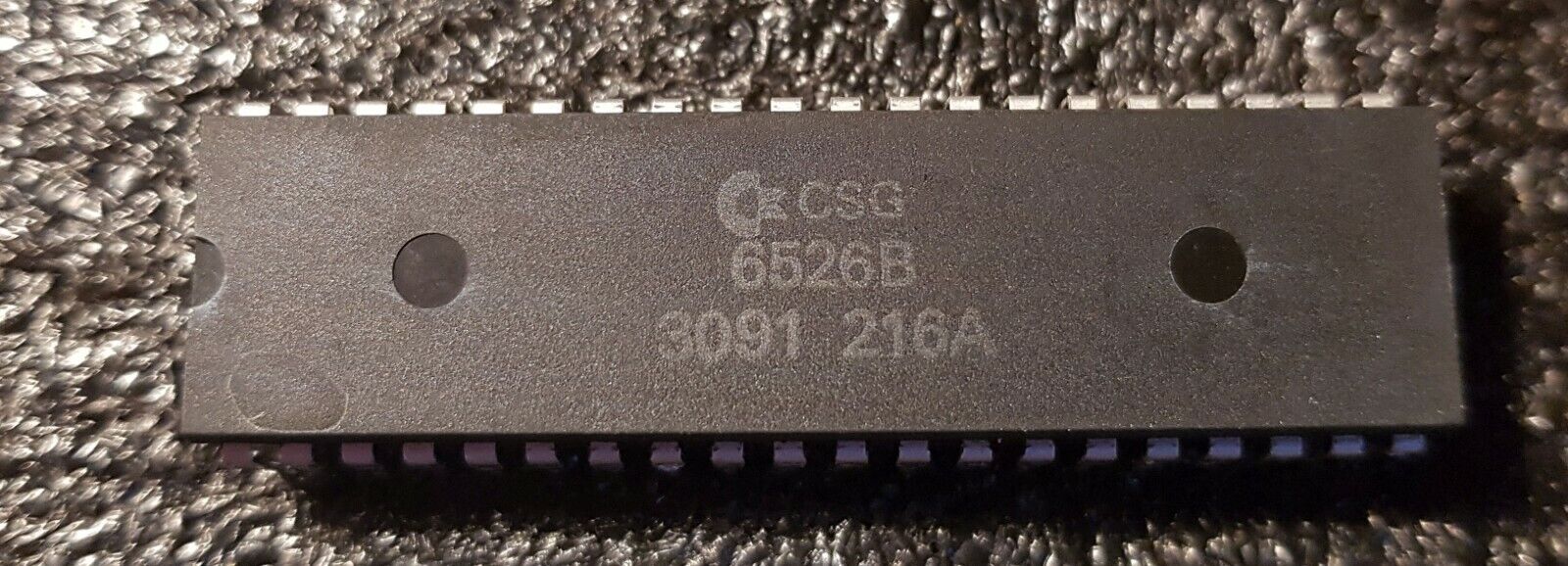 CSG 6526B CIA, Chip for Commodore 64/128/1570/1571, Genuine part working.