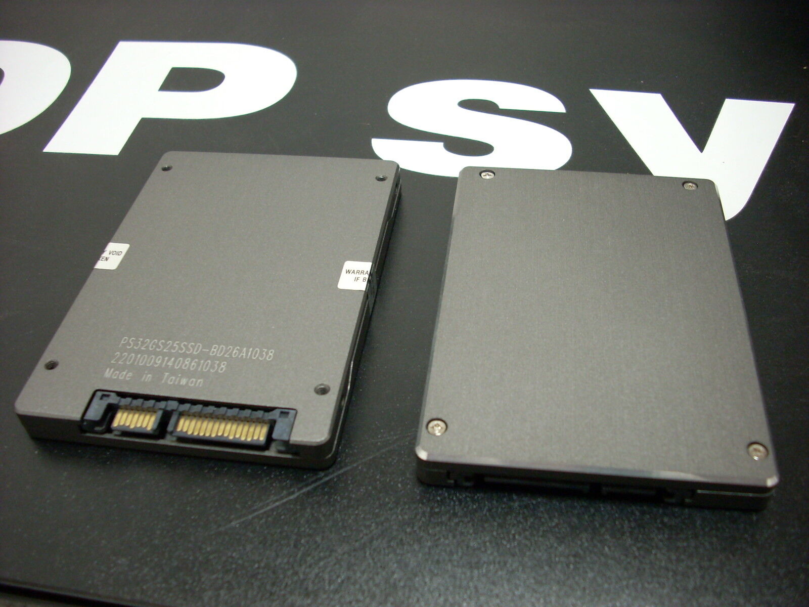 32GB SSD Drive for HP Pavilion DV2 DV3 DV4 DV5 DV7 DV8 Laptops RF32GS25SSDR-RF