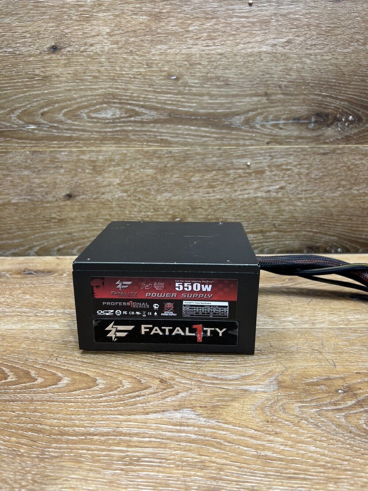 OCZ Fatal1ty 550W ATX Power Supply Semi-Modular Fatality OCZ-FTY550W