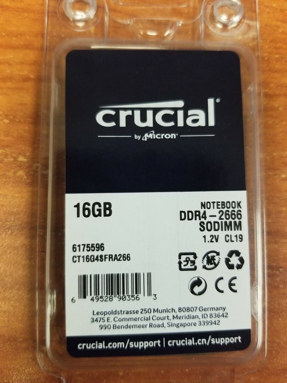 Crucial 16GB PC4-21300 (DDR4-2666) Memory CT16G4SFRA266