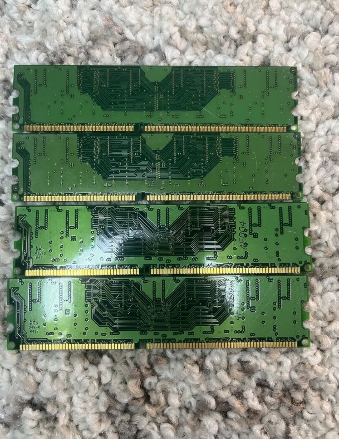 Vintage ￼lot of 4 Samsung/IVM 256 MB DDR Memory WORKS