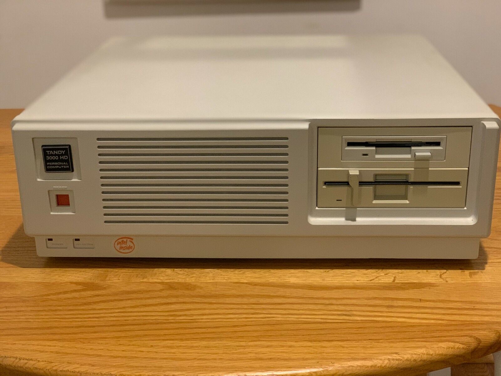 Vintage Tandy 3000 HD Computer with Hard Drive, Deskmate, DOS 5.0 and Manual
