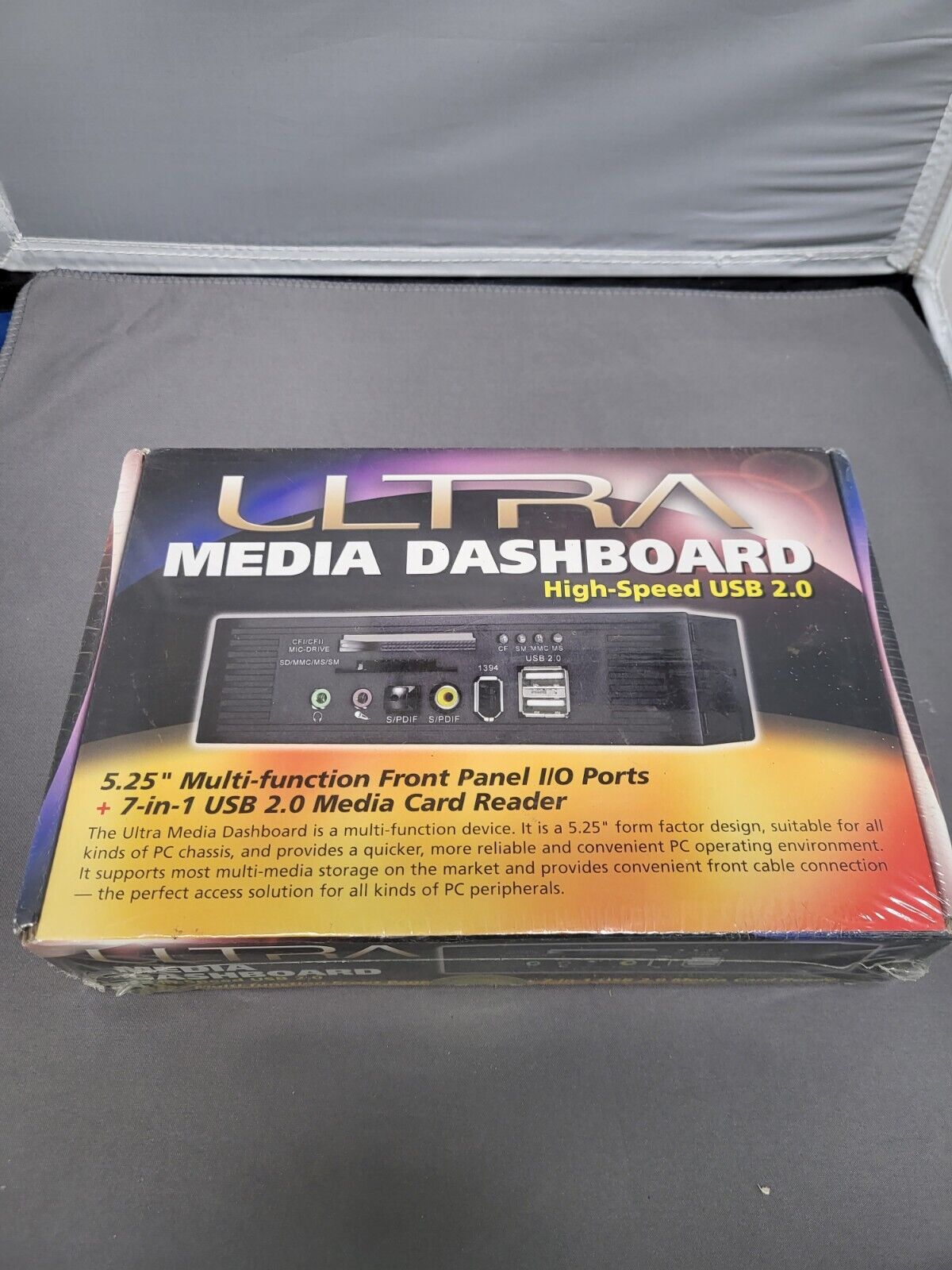 Ultra Media Dashboard High Speed USB 2.0 ULT-30155