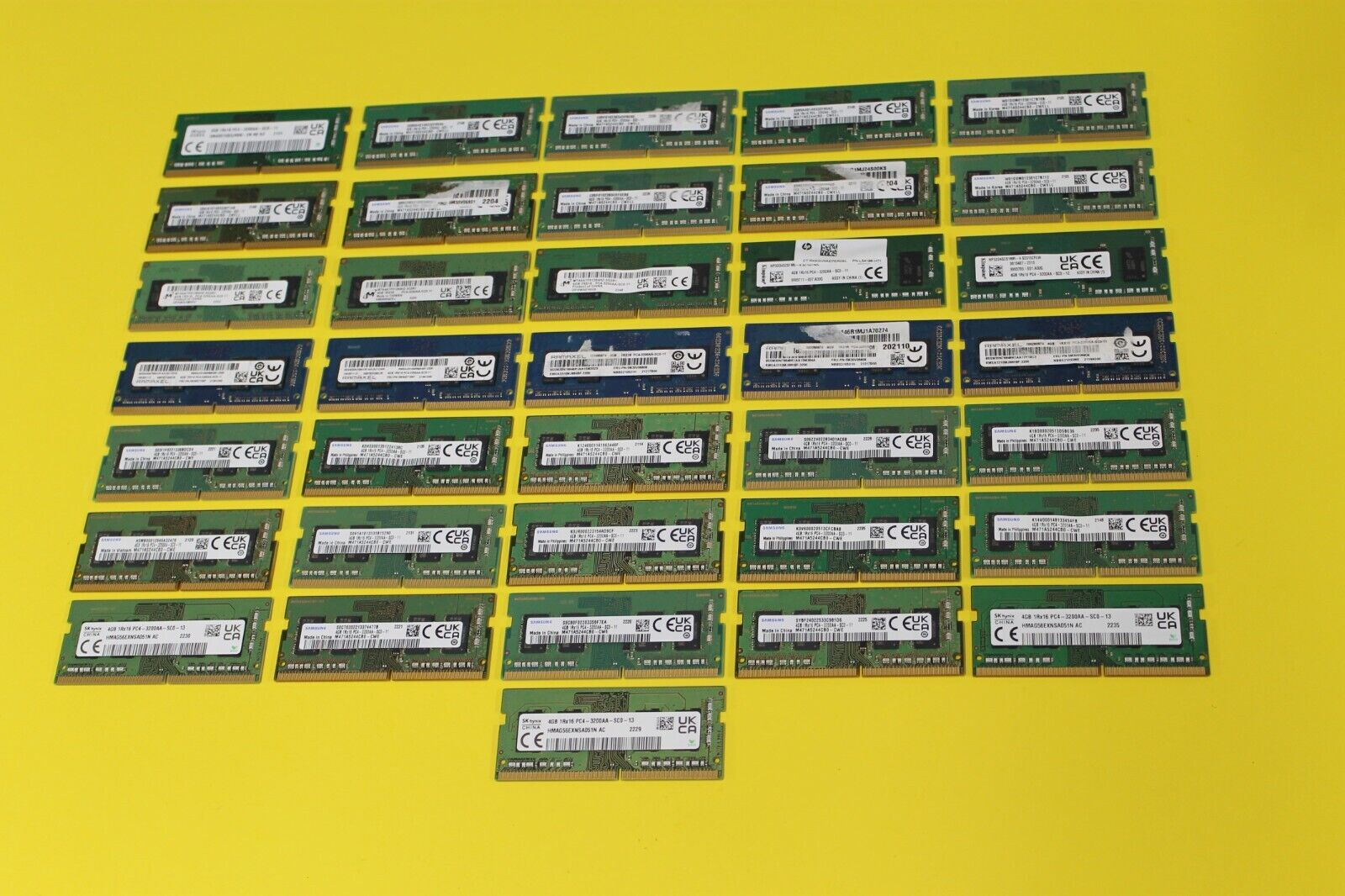 LOT OF 36 4GB MIXED BRANDS 1Rx16 PC4-25600 DDR4 3200 MHz SODIMM Laptop RAM