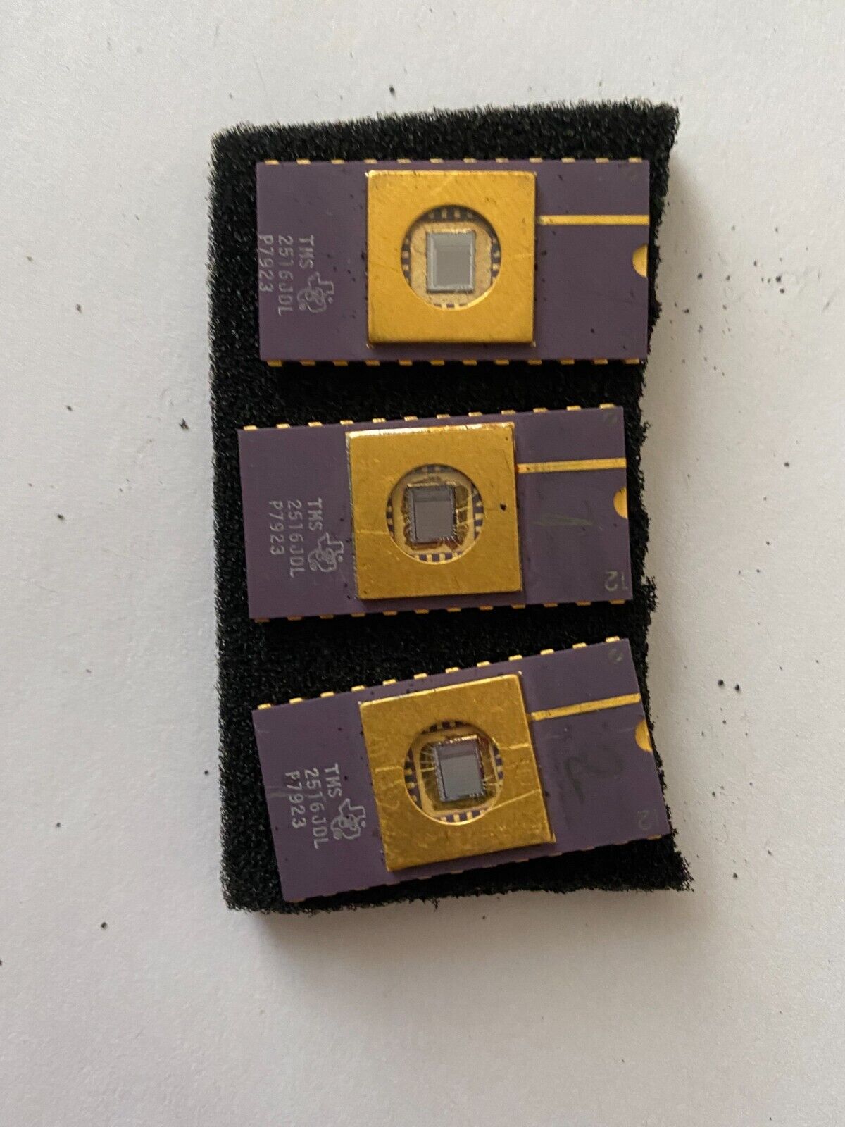 TMS 2516JDL VINTAGE CERAMIC CPU