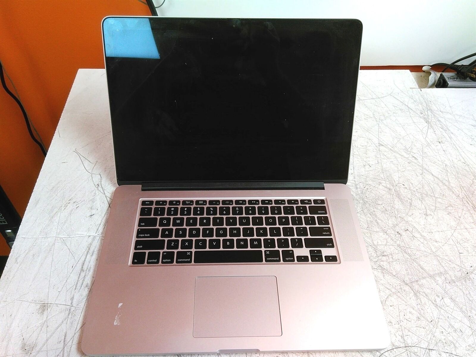 Apple MacBook Pro A1398 15\