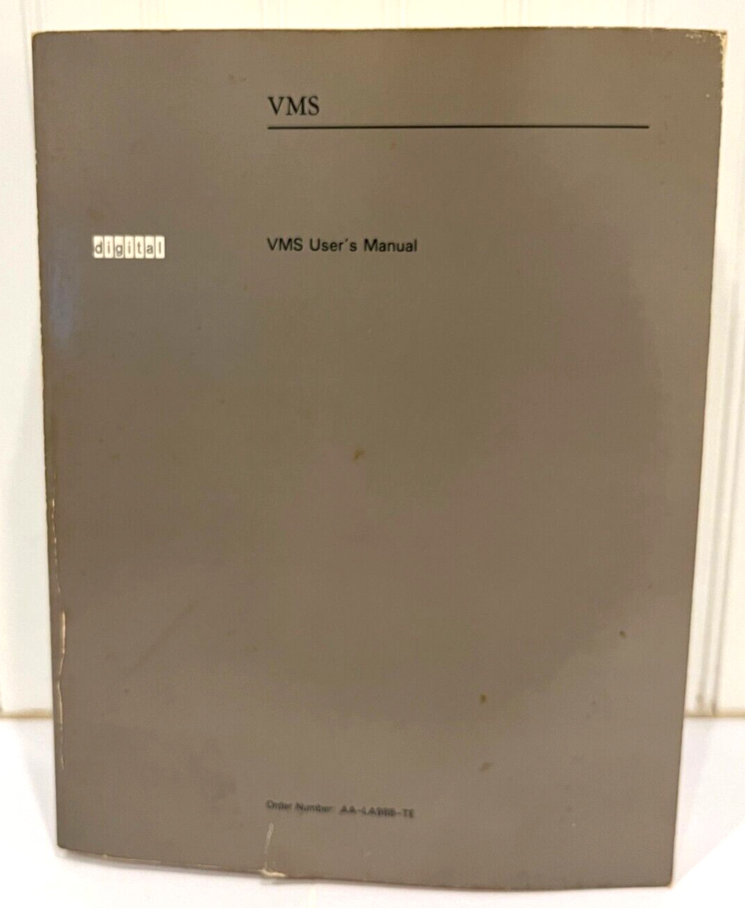 Vintage Digital Equipment Corporation DEC VMS User's Manual Ver. 5.2 - June 1989