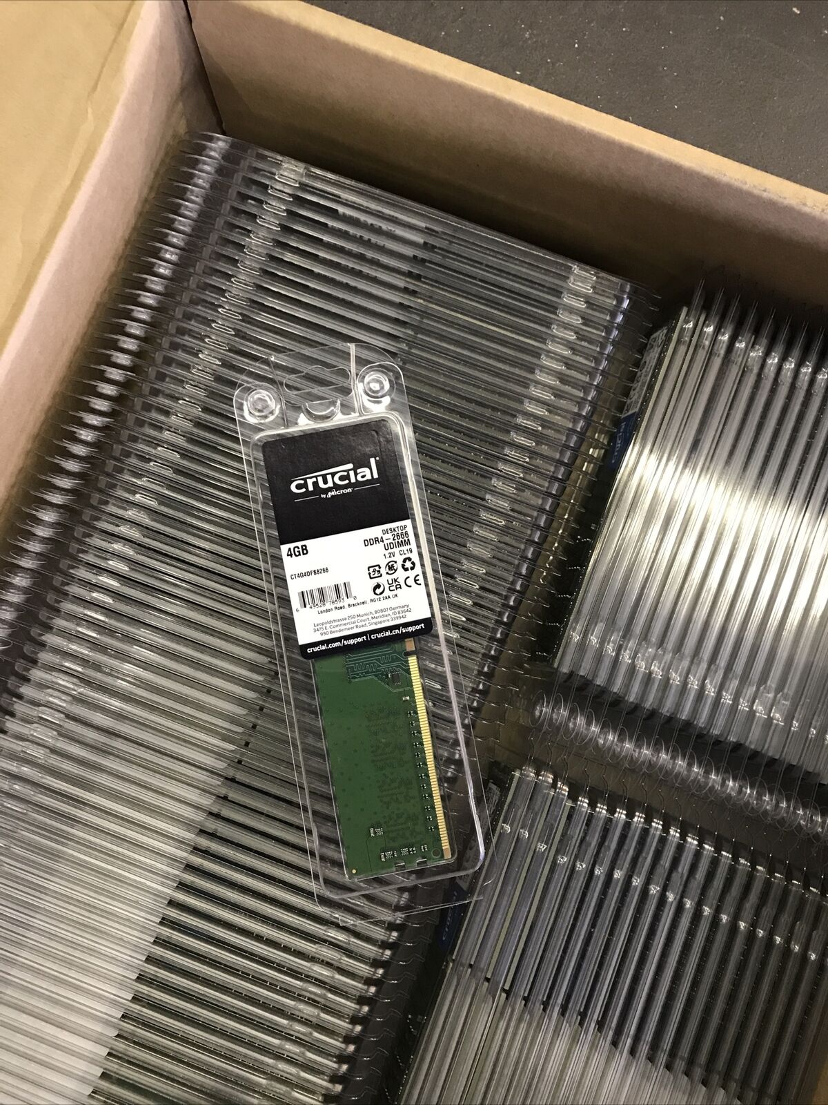 Case of 100 qty 4GB DDR4-2666 DIMM Crucial CT4G4DFS8266 Memory RAM