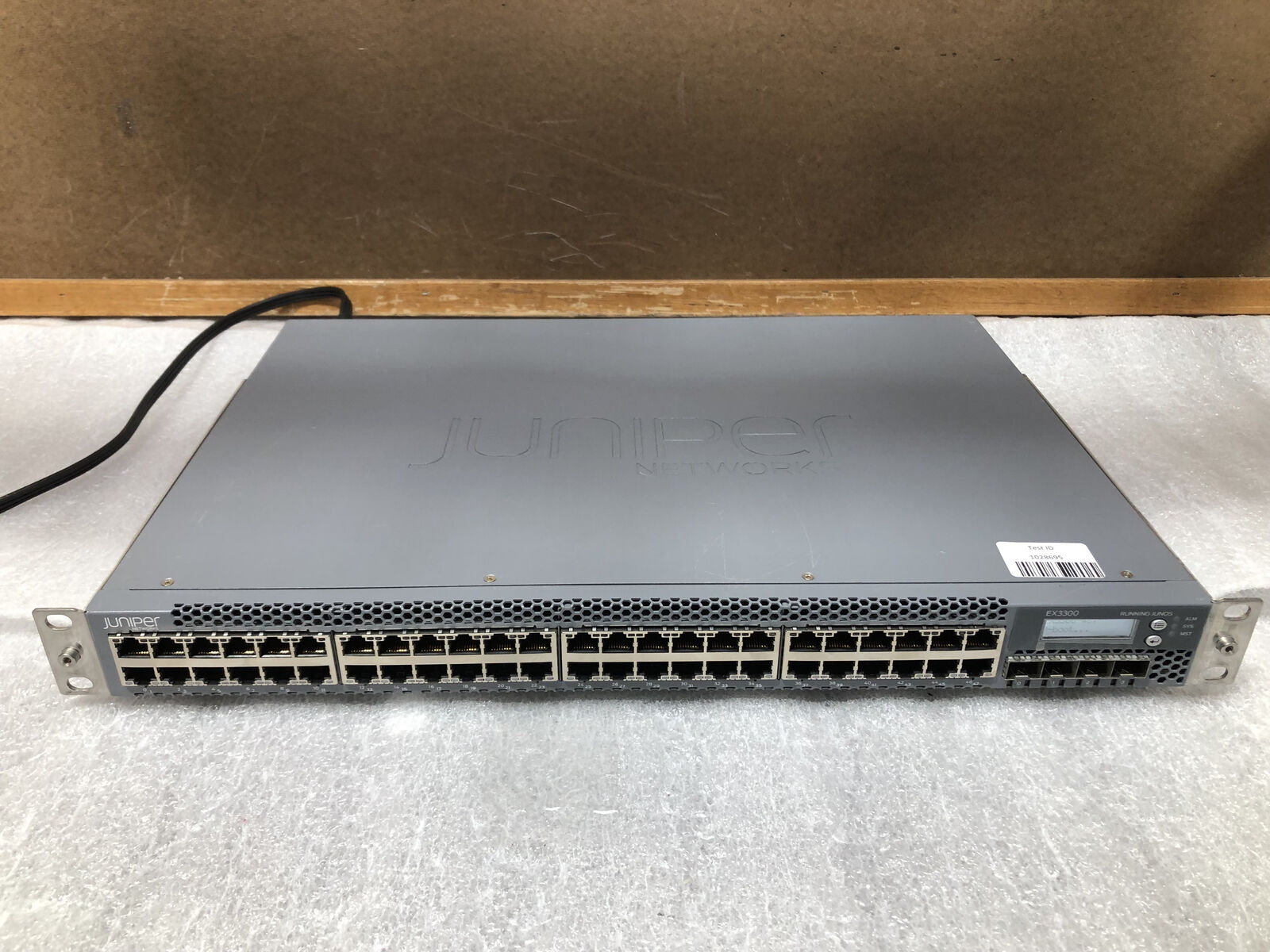 Juniper Networks EX3300-48T 48-Port PoE+ Gigabit Ethernet Switch 4x SFP+ TESTED