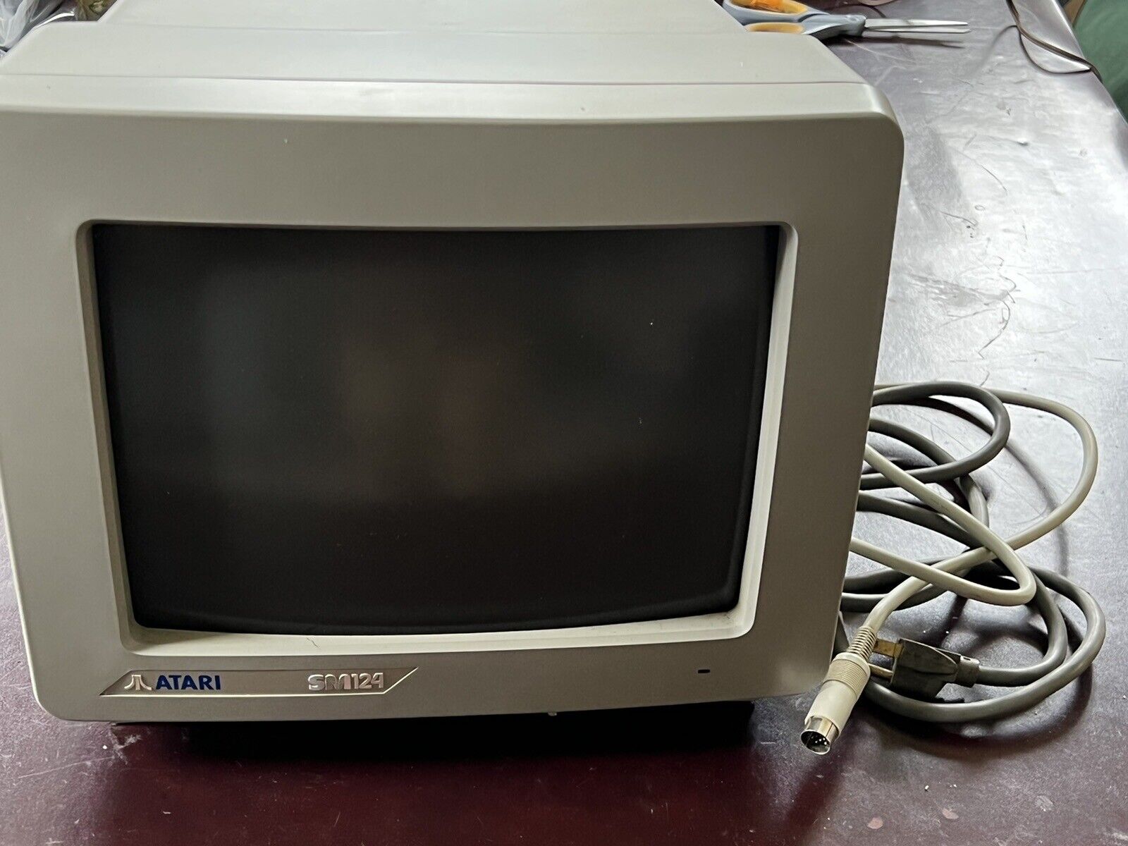 Atari  SM124 Monitor In Original Box with Power Cord, Seems To Work. *b