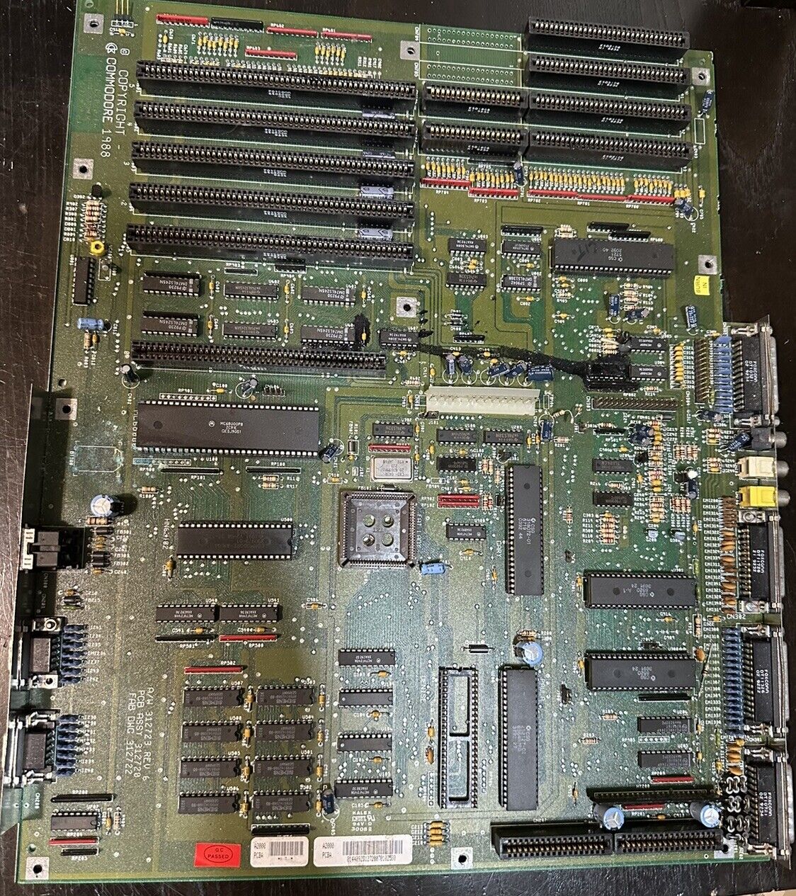 Commodore Amiga 2000 2000HD 2500 Motherboard rev 6.3 ASIS for Parts or Repair