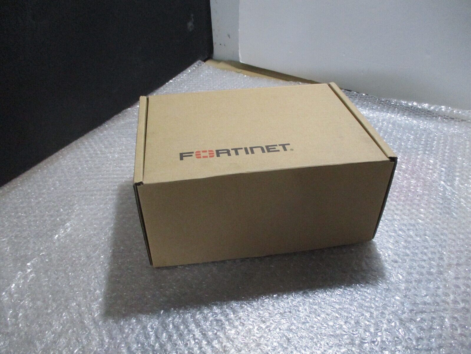 Fortinet Fortiwifi-60D FWF-60D Security Appliance Firewall Wifi P14548-03-07