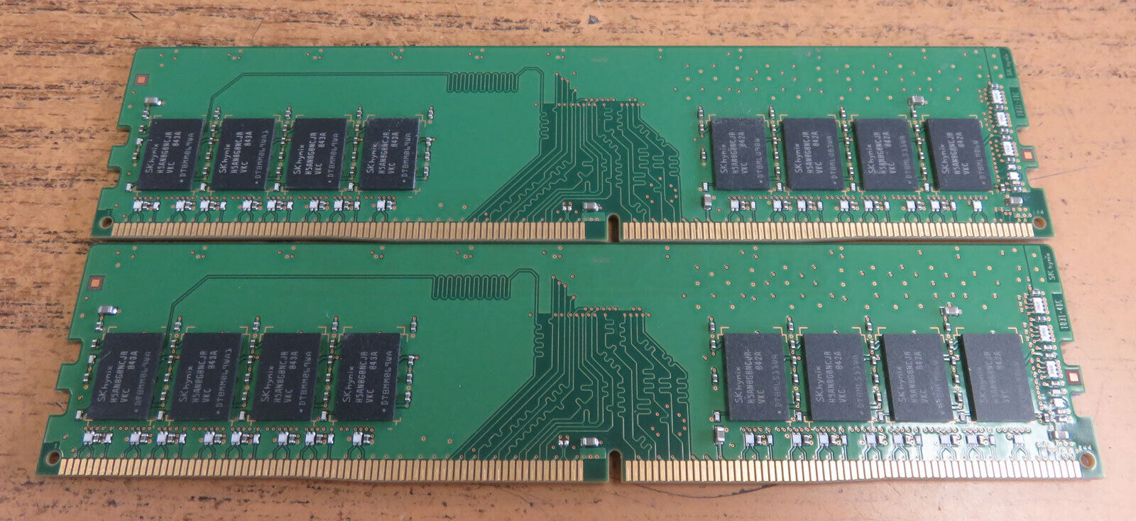 IBM Hynix 2 x 8GB DDR4 1Rx8 PC4-2666V-U Desktop UDIMM Memory 01AG827