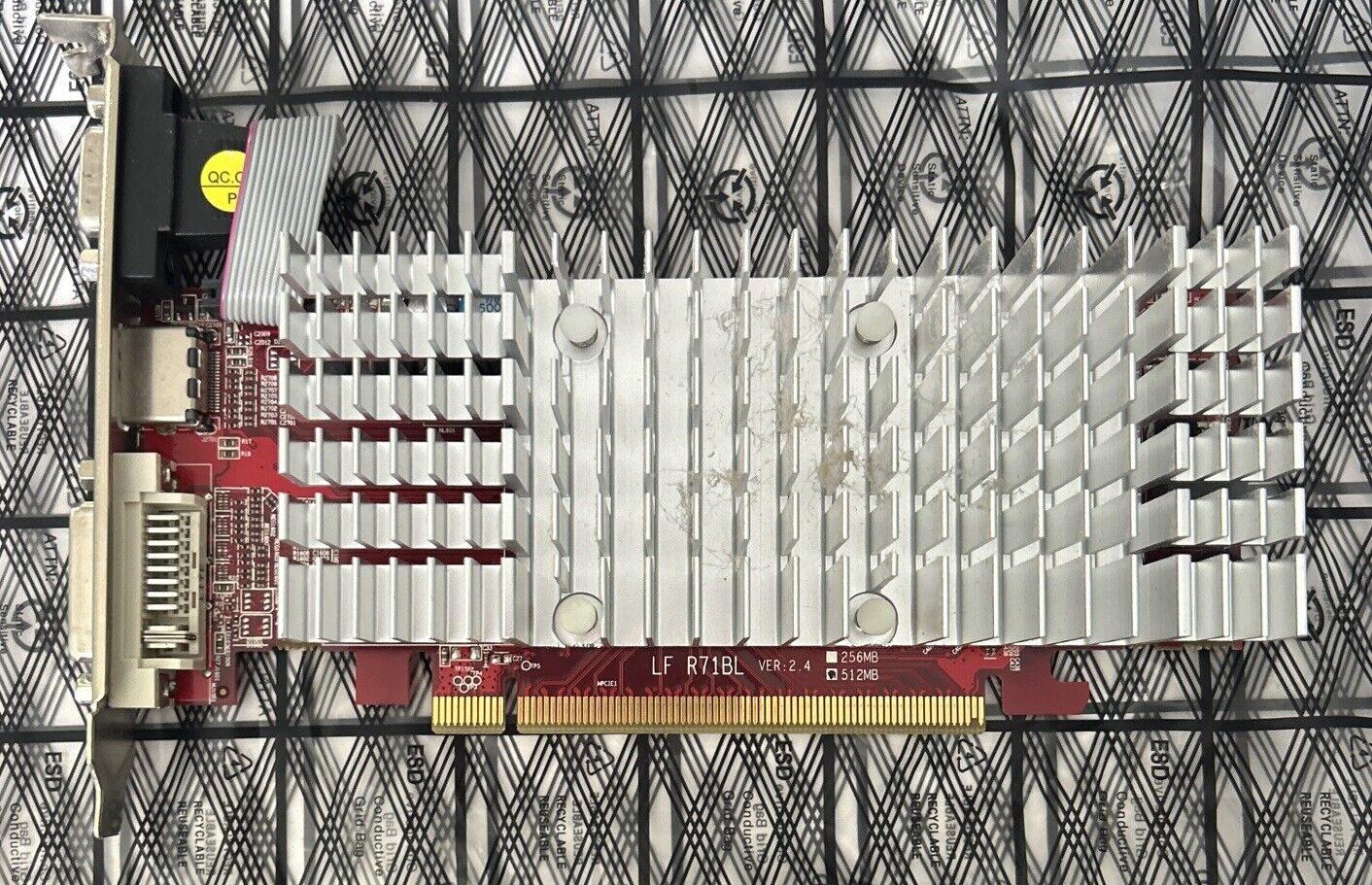 Radeon HD4350 512MB DDR2 PCI-E Graphics Card, DVI HDMI/VGA Used FAST Shipping
