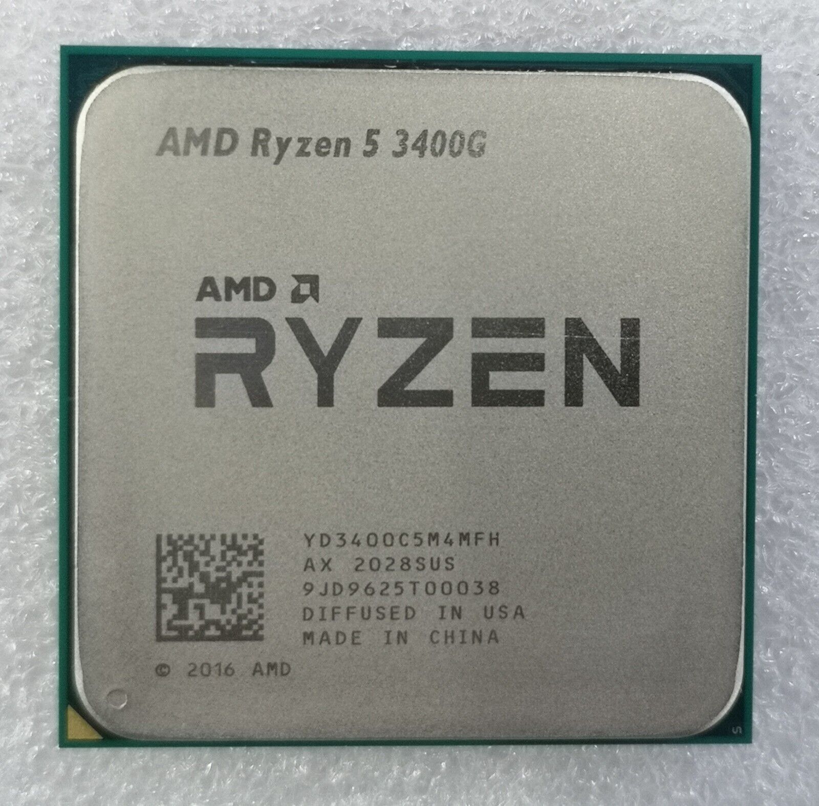 AMD RYZEN 9 3900X R7 3700X 3800X R5 3600XT 3600 3500X 3400G R3 4100 Sockt AM4