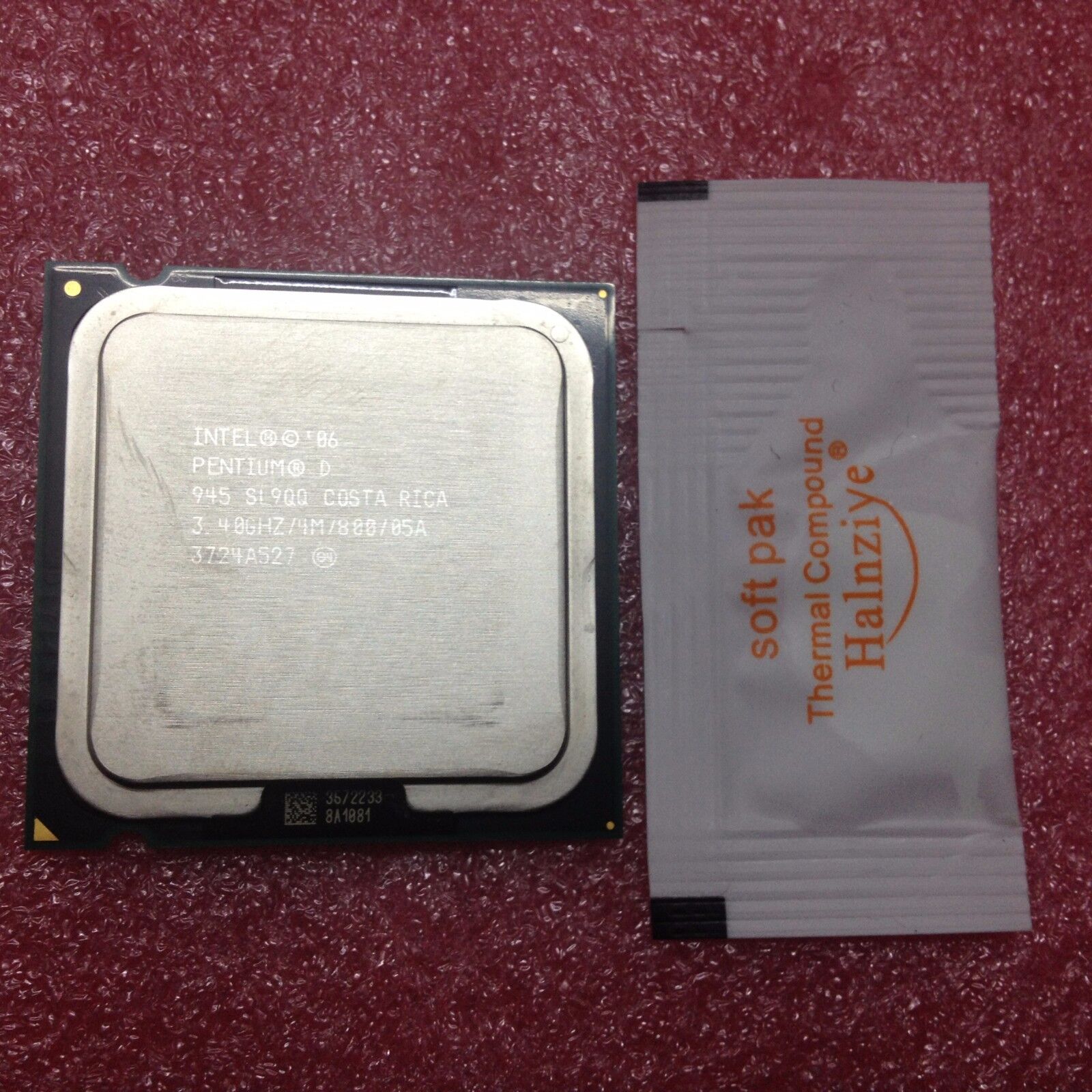 Intel Pentium D 945 3.4 GHz Socket LGA 775 CPU 4M/800 Dual Core processor