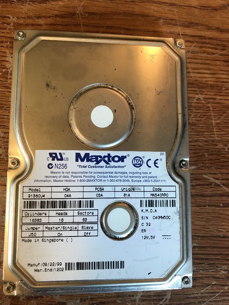 Maxtor Hard Drive, 91360U4, 13.6GB, IDE, Vintage ,  1999 Manuf. Date, Used
