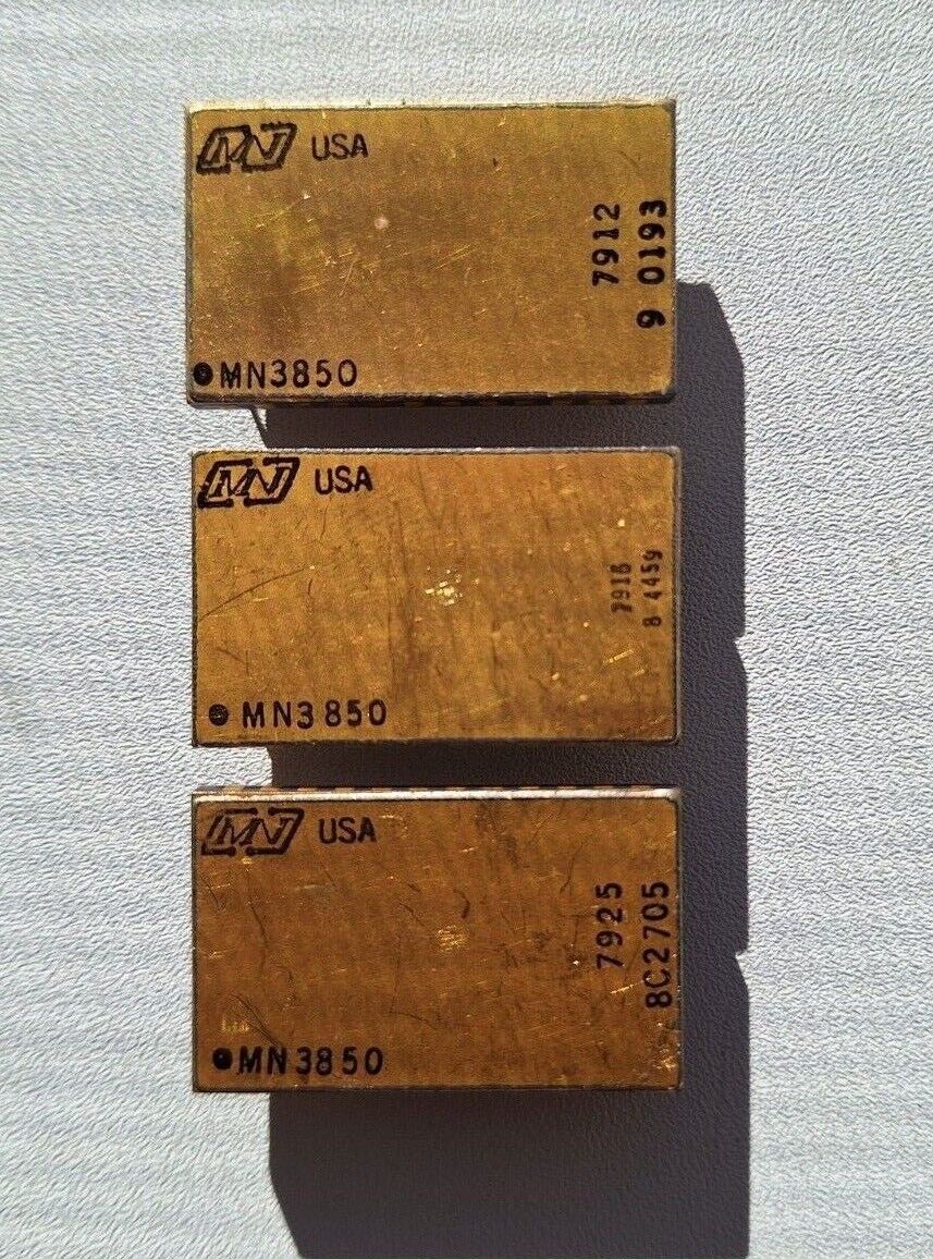 vintage GOLD CPU for collection or GOLD scrap Microchip MN NEC Motorola QTY:1