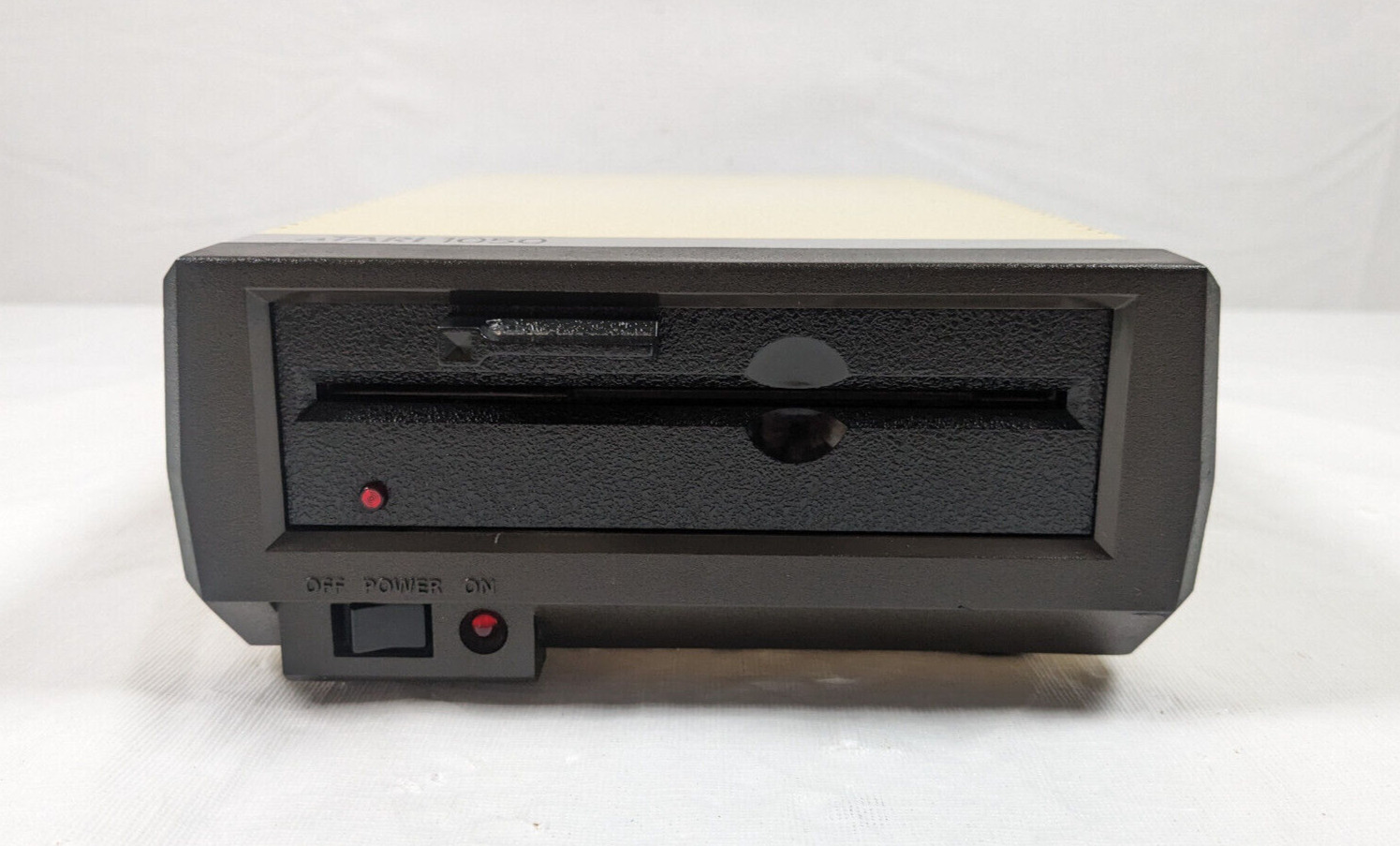 Atari 1050 Floppy Drive 5.25 Single Disk Hong Kong No Power Supply (Untested)